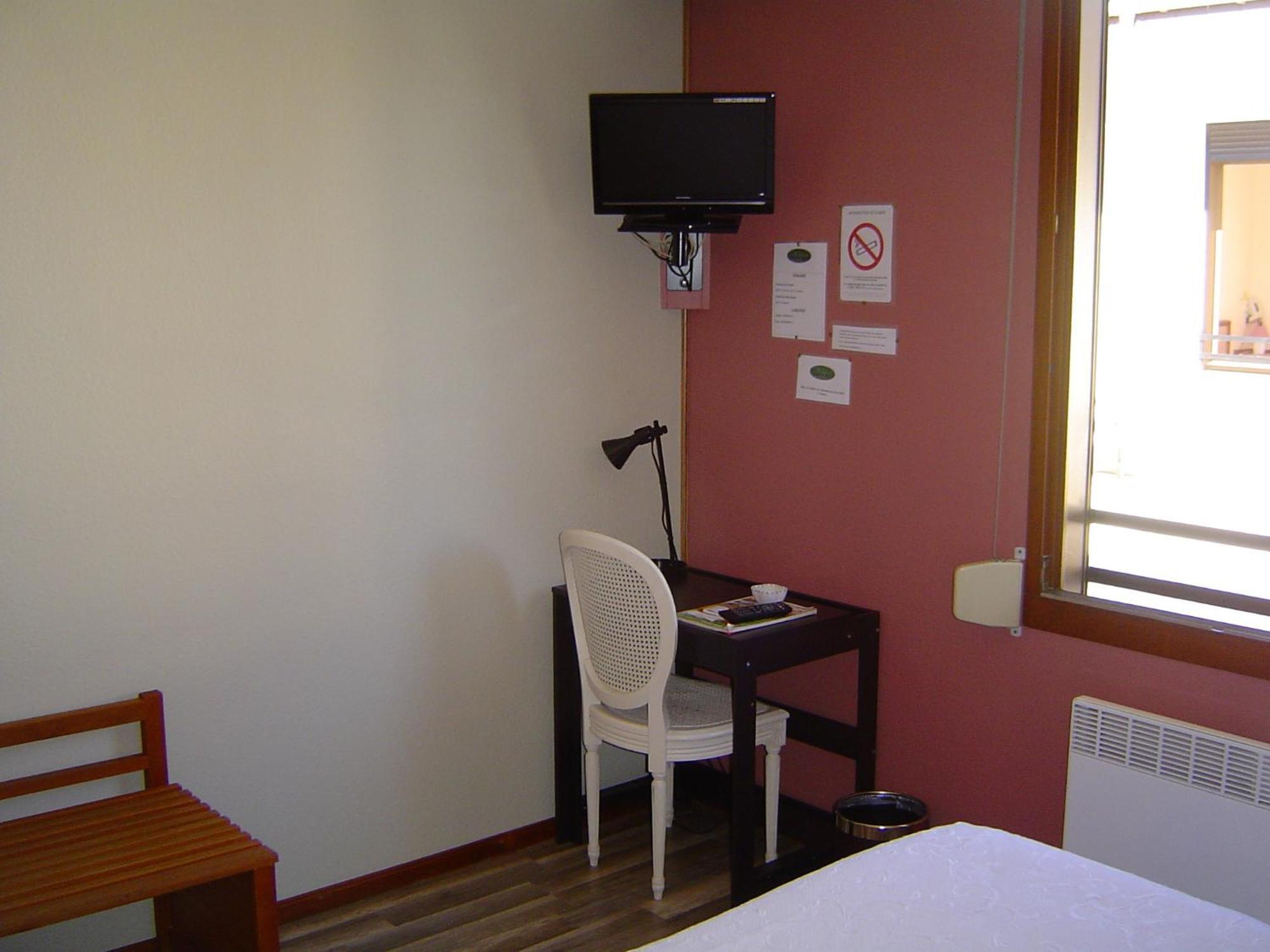 Hotel Le Magiot Montliot-et-Courcelles Zimmer foto